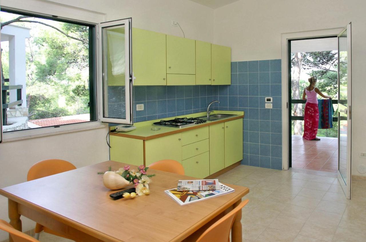 Gattarella Family Resort Puglia - Self Catering Accommodations In The Pinewood ヴィエステ エクステリア 写真